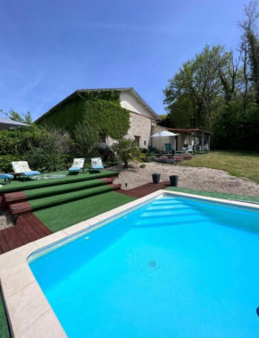 The stables 3 bedroom french villa with outside pool
